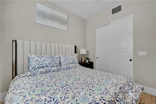 $1,099,999 | 10226 Bismarck Palms Avenue, Las Vegas, NV 89166