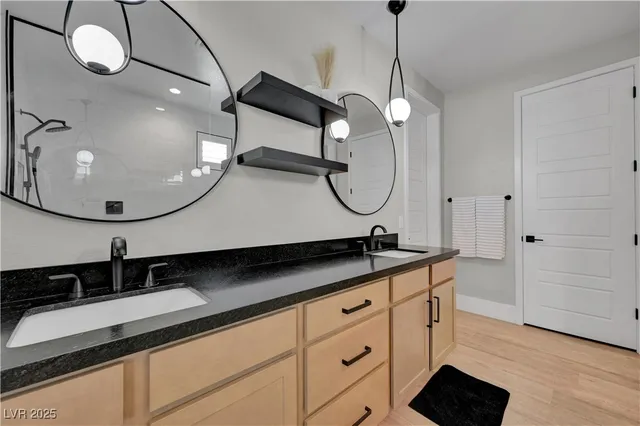 $1,099,999 | 10226 Bismarck Palms Avenue, Las Vegas, NV 89166