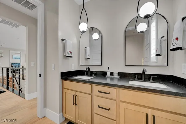 $1,099,999 | 10226 Bismarck Palms Avenue, Las Vegas, NV 89166