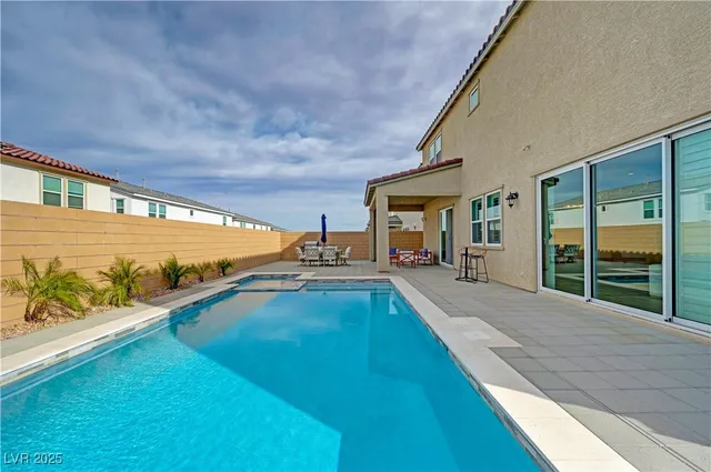 $1,099,999 | 10226 Bismarck Palms Avenue, Las Vegas, NV 89166