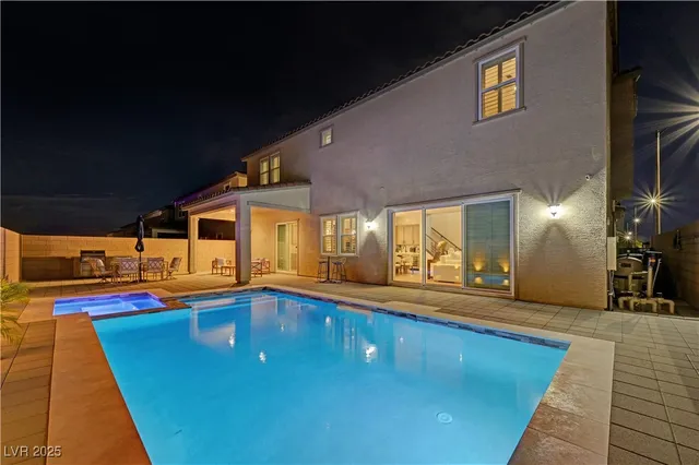 $1,099,999 | 10226 Bismarck Palms Avenue, Las Vegas, NV 89166