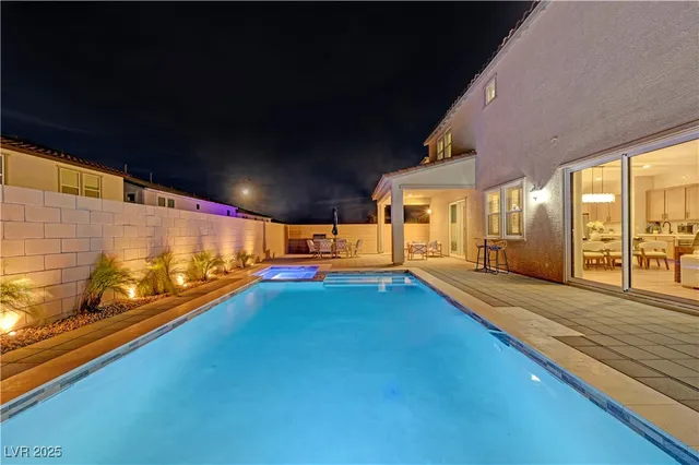 $1,099,999 | 10226 Bismarck Palms Avenue, Las Vegas, NV 89166