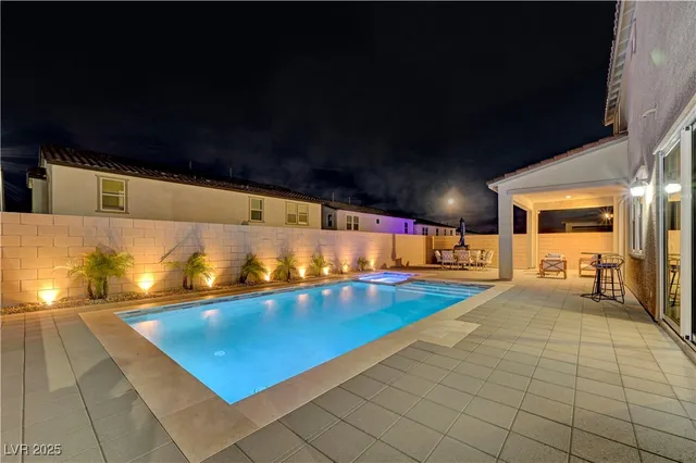 $1,099,999 | 10226 Bismarck Palms Avenue, Las Vegas, NV 89166