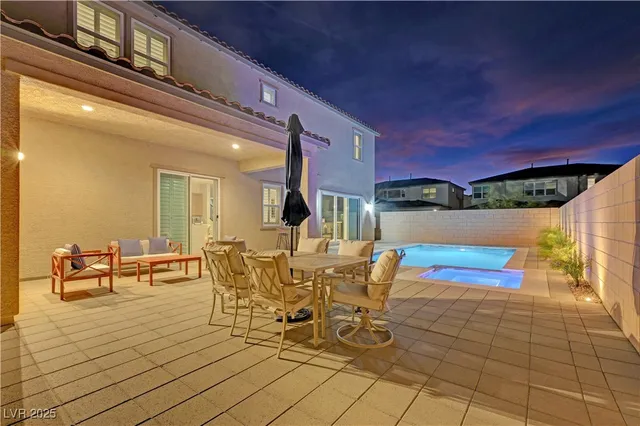 $1,099,999 | 10226 Bismarck Palms Avenue, Las Vegas, NV 89166