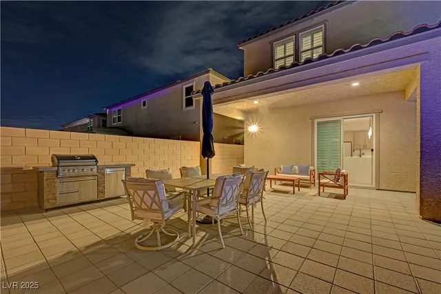 $1,099,999 | 10226 Bismarck Palms Avenue, Las Vegas, NV 89166