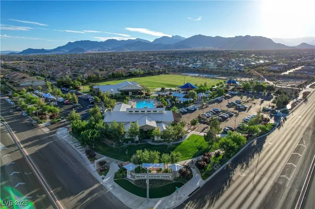 $1,099,999 | 10226 Bismarck Palms Avenue, Las Vegas, NV 89166