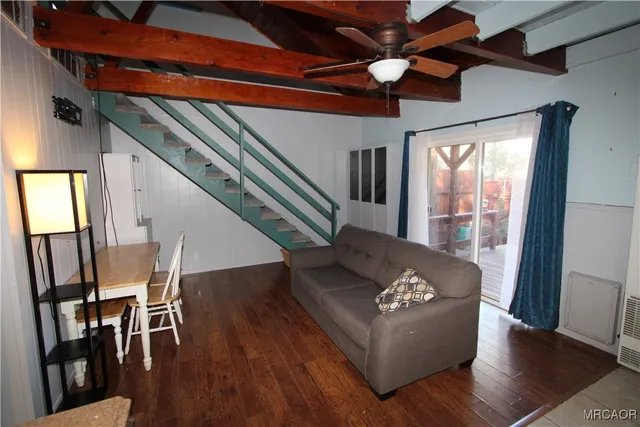 $1,400 | 731 Holmes Lane, Sugarloaf, CA 92386