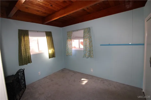 $1,400 | 731 Holmes Lane, Sugarloaf, CA 92386