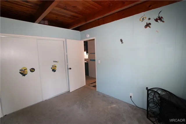 $1,400 | 731 Holmes Lane, Sugarloaf, CA 92386