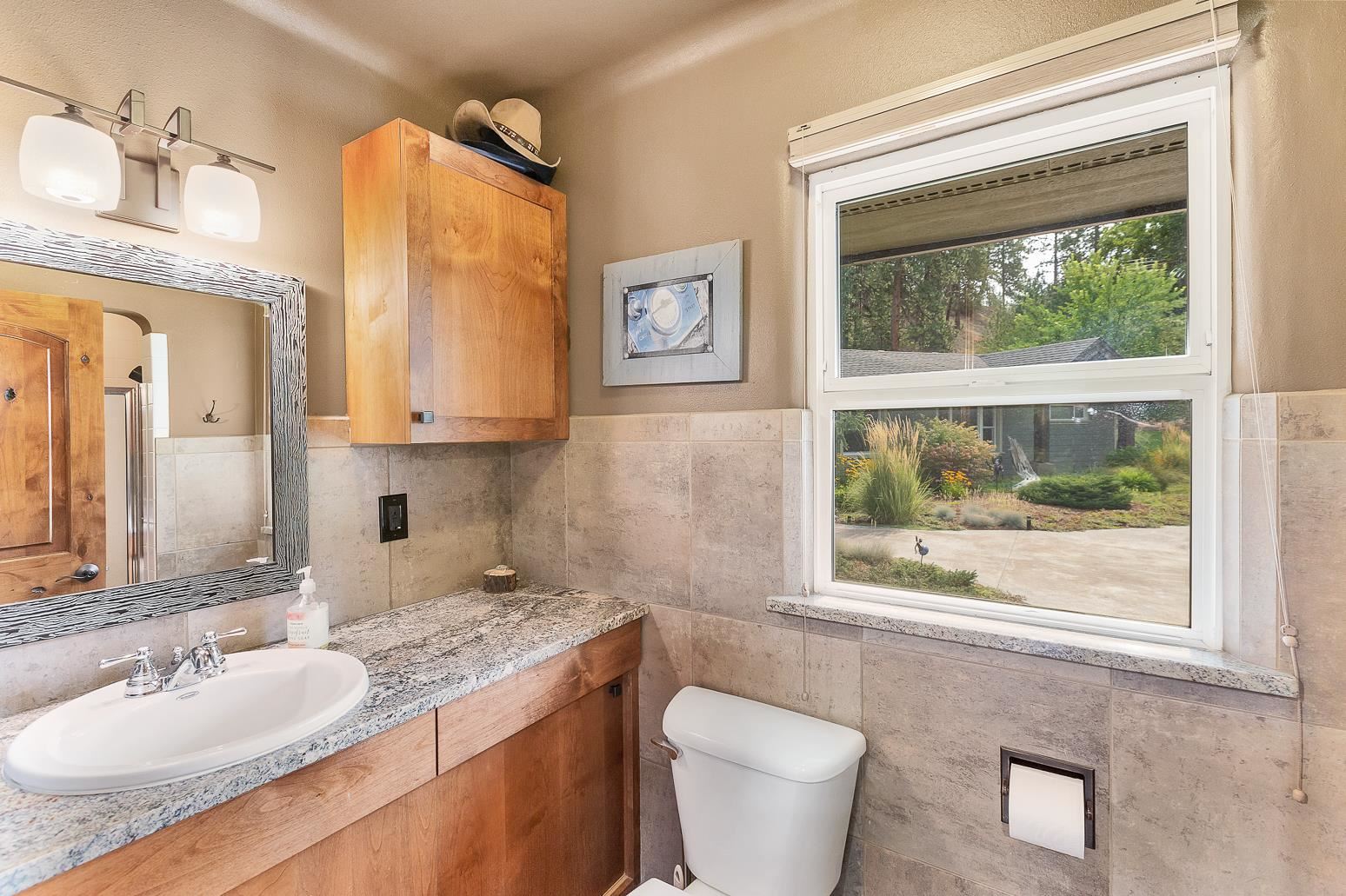 7232 South Hatch Road Spokane, WA 99223 - Photo 11 of 47