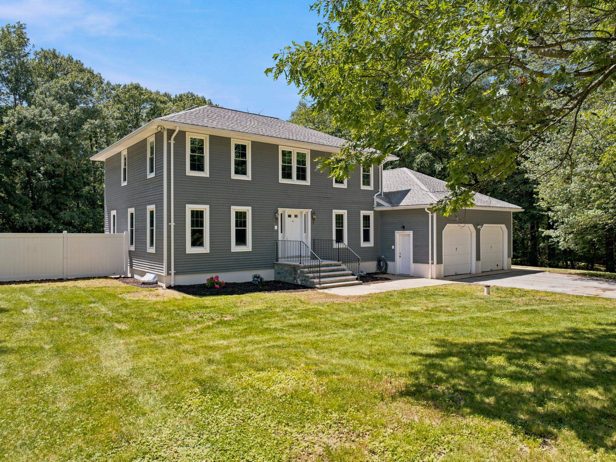 60 Horseshoe Road Windham, NH 03087 - Photo 2 of 35