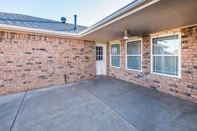 $304,000 | 1404 Southwest 61st Avenue, Amarillo, TX 79118