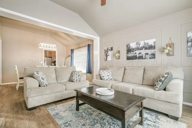 $304,000 | 1404 Southwest 61st Avenue, Amarillo, TX 79118