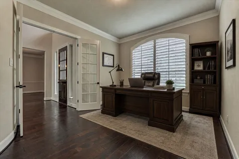 $819,000 | 25 Red Moon Place, The Woodlands, TX 77375