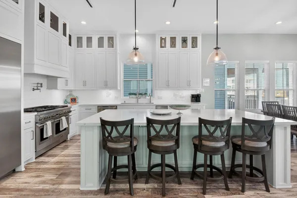 $8,000 | 3815 Seabreeze Lane, Galveston, TX 77554