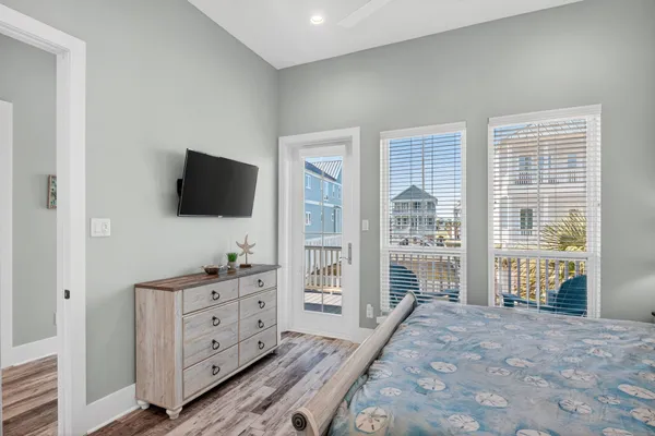 $8,000 | 3815 Seabreeze Lane, Galveston, TX 77554