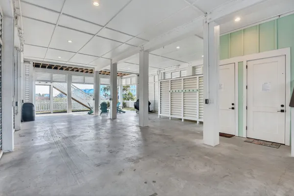 $8,000 | 3815 Seabreeze Lane, Galveston, TX 77554