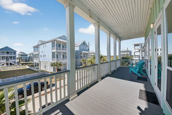 $8,000 | 3815 Seabreeze Lane, Galveston, TX 77554