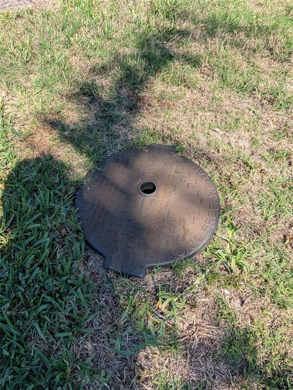 343 Marsh Creek Road Venice, FL 34292 - Photo 25 of 30 a view of a garden