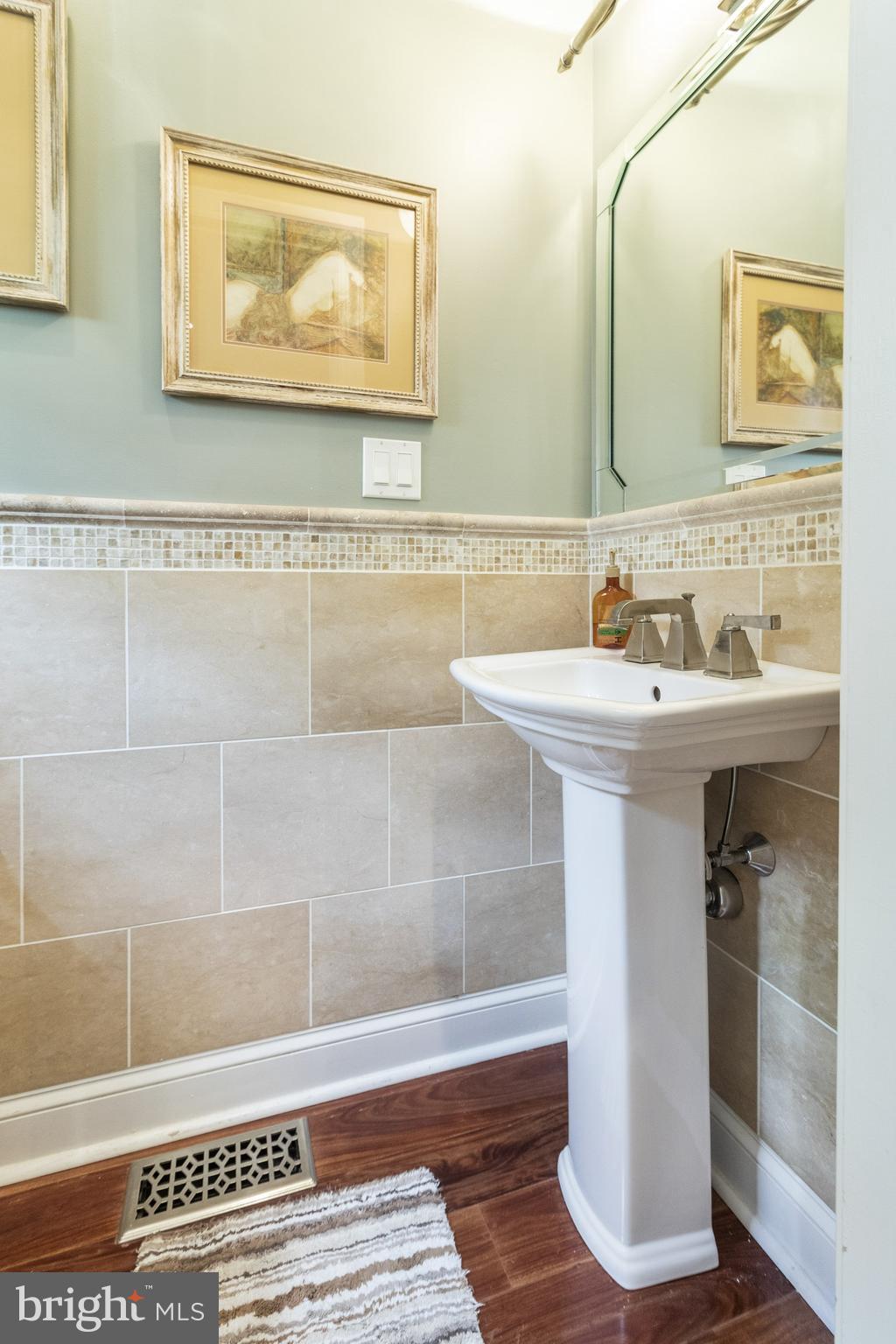 2350 Perot Street Philadelphia, PA 19130 - Photo 18 of 40 1st floor half bath