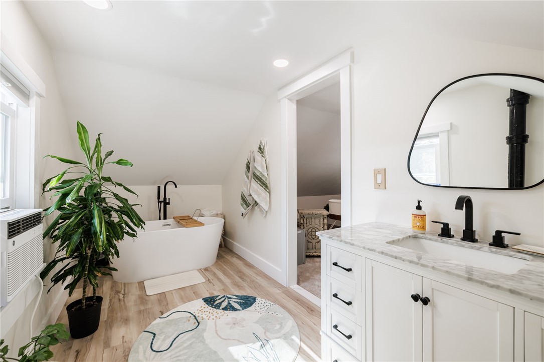 43 Fairfax Road Rochester, NY 14609 - Photo 21 of 24