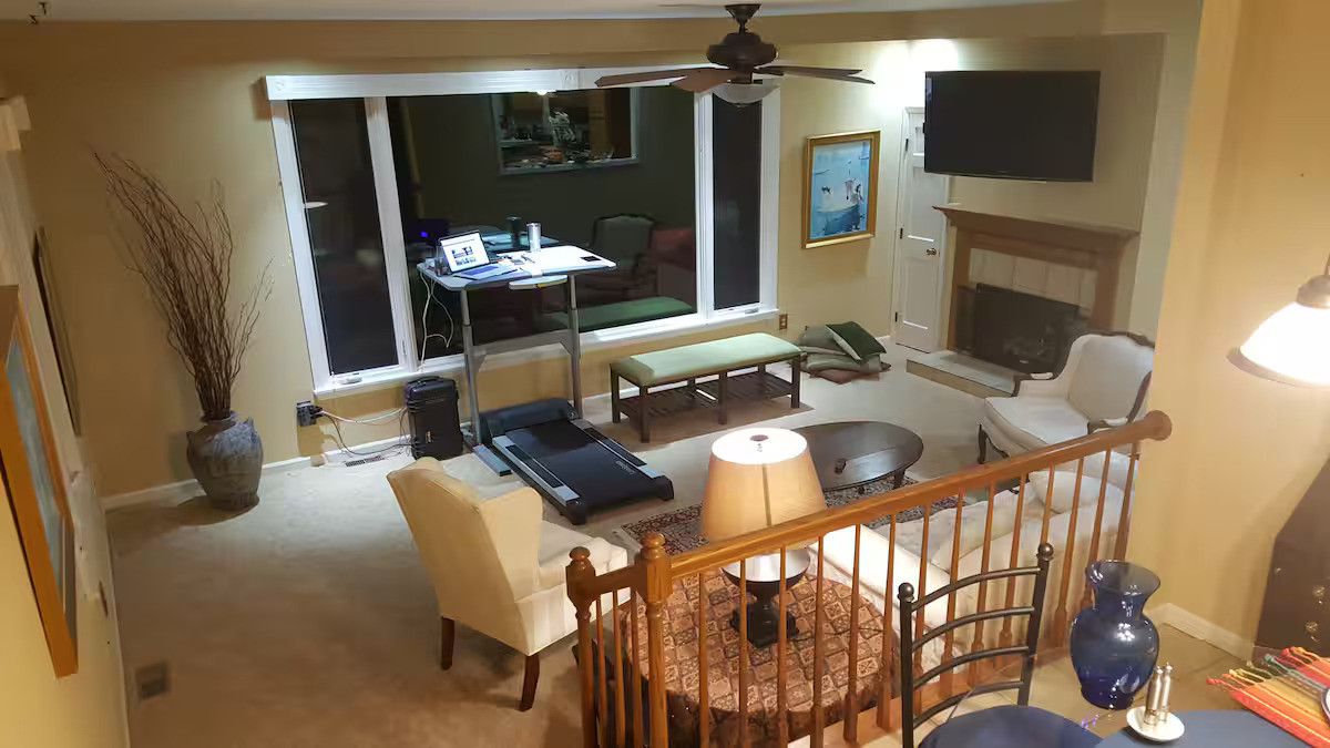 4 Forest Knolls Decatur, IL 62521 - Photo 4 of 32 a dining room with furniture