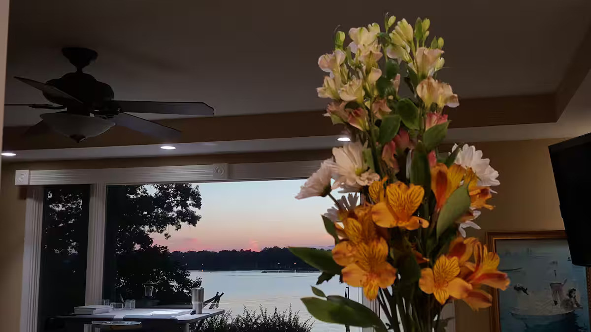 4 Forest Knolls Decatur, IL 62521 - Photo 9 of 32 a vase of flowers sitting on a table