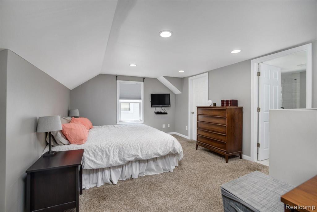 2432 Harvard Road Berkley, MI 48072 - Photo 12 of 32