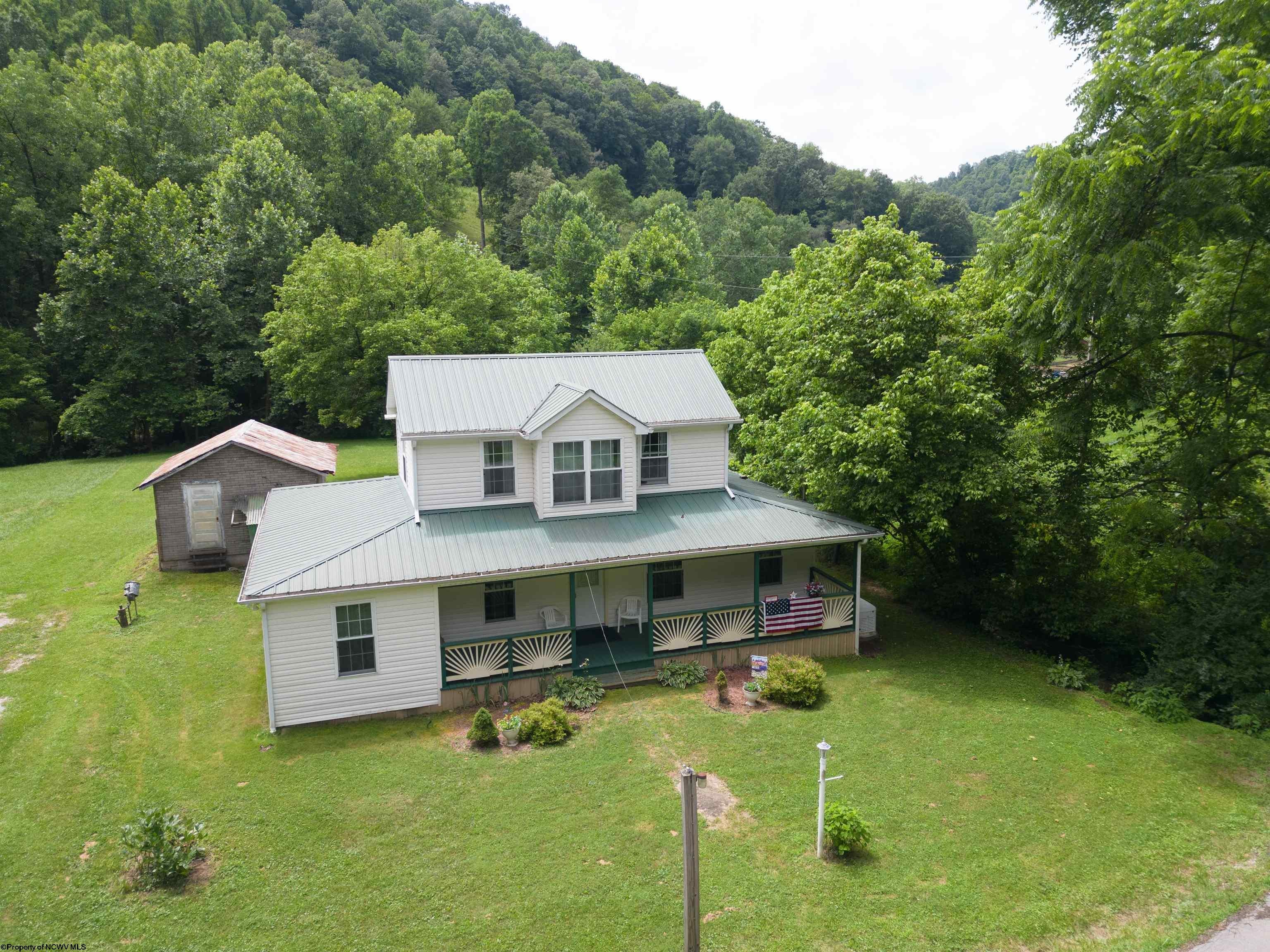 302 Skelton Run Road Salem, WV 26426 - Photo 2 of 36 Gallery Image 2
