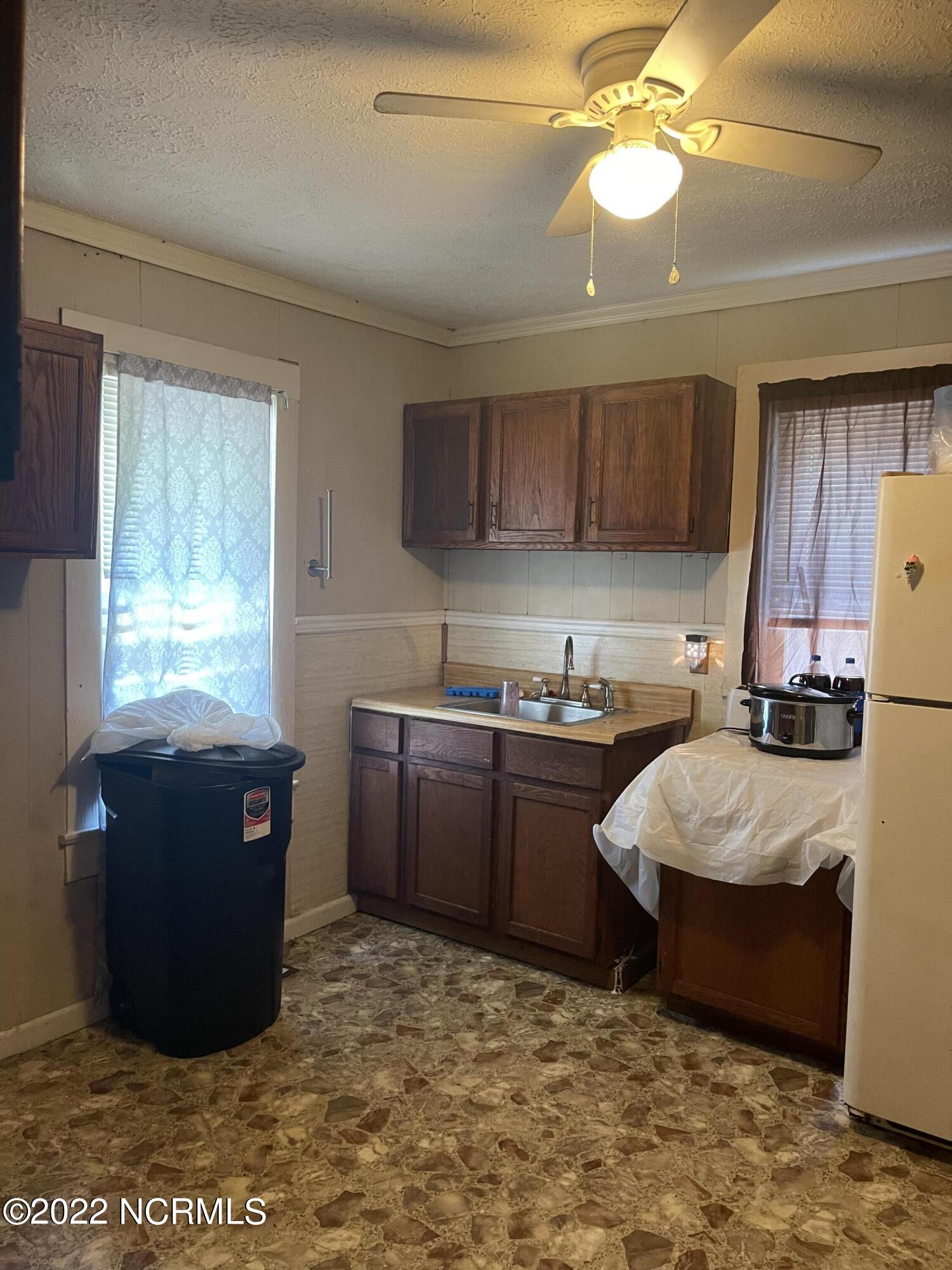 152 Marigold Street Rockingham, NC 28379 - Photo 17 of 31 4E633B66-0A79-42DF-8FDE-62125E07272A