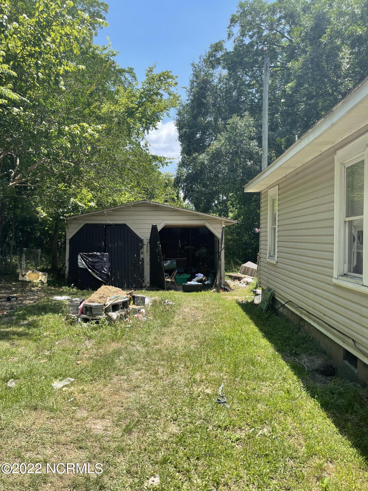 152 Marigold Street Rockingham, NC 28379 - Photo 23 of 31 7256E2E5-A0CF-4572-A892-95AF4383FEFD