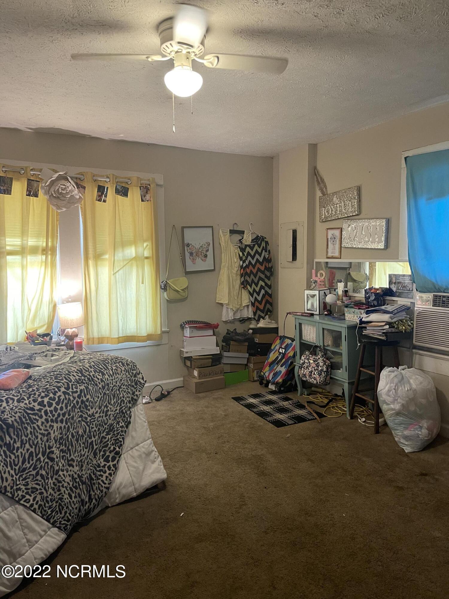 152 Marigold Street Rockingham, NC 28379 - Photo 8 of 31 12BB872E-6EC4-4D88-BCD9-F2B73373C29F