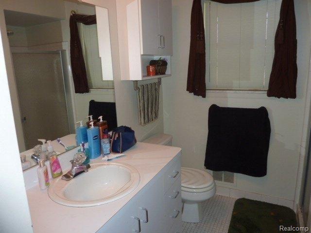 1850 Allenway Court Rochester, MI 48309 - Photo 8 of 25 P1020505.jpg