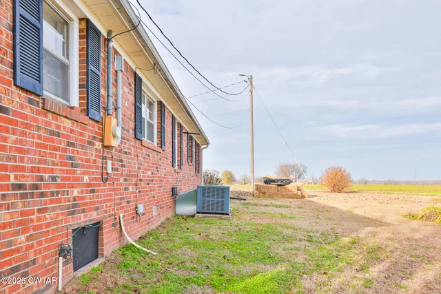 $1 | 32 New Hope Road, Dyer, TN 38330