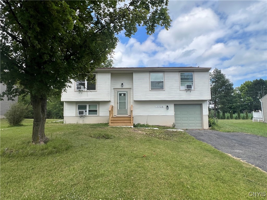 7708 Fitzpatrick Drive Clay, NY 13088 - Photo 1 of 22