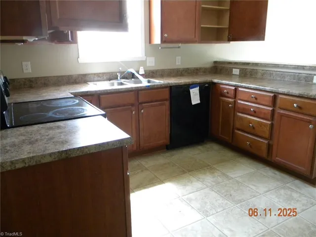 $274,000 | 5842 Sunny Ridge Trail, Clemmons, NC 27012