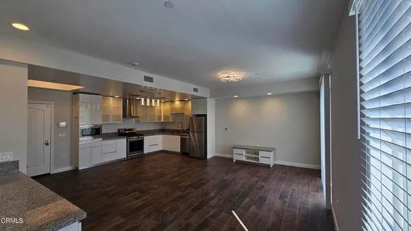 $3,400 | 28 North 3rd Street, Unit B214, Alhambra, CA 91801