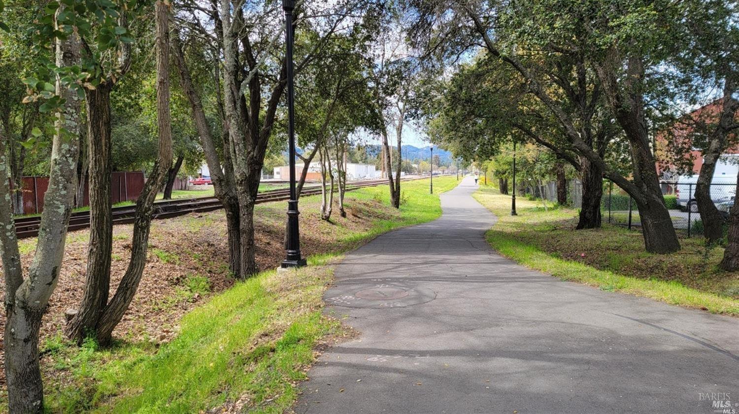 31 Front Street, Unit A Healdsburg, CA 95448 - Photo 20 of 20