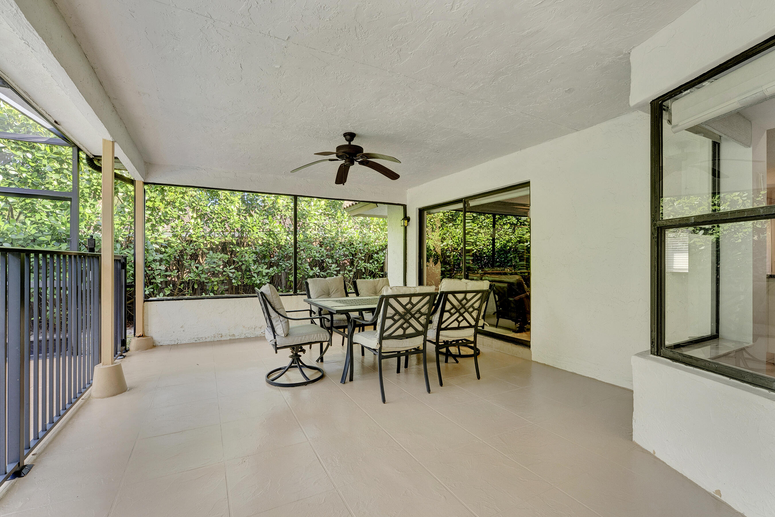 7379 London Lane Boca Raton, FL 33433 - Photo 26 of 35 DSC02890