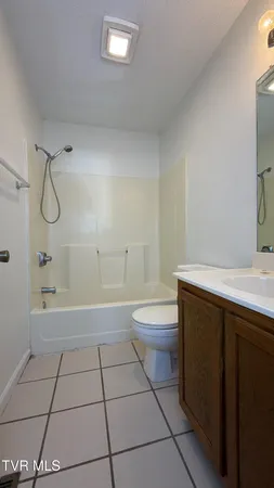 $1,375 | 23 Lexington Court, Unit 23, Johnson City, TN 37615