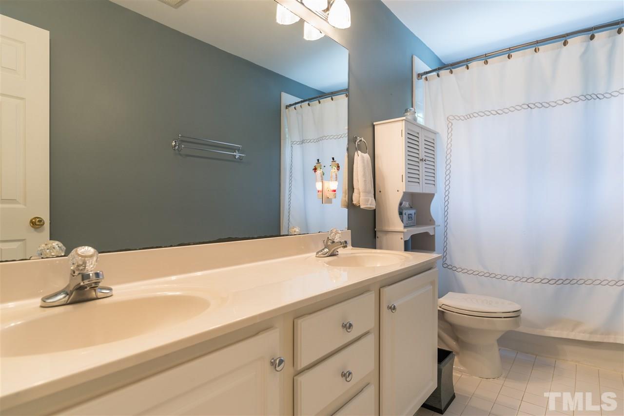 12320 Glenlivet Way Raleigh, NC 27613 - Photo 20 of 25