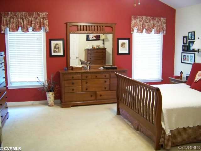 15219 Windy Ridge Road Midlothian, VA 23112 - Photo 9 of 12 a living room with furniture