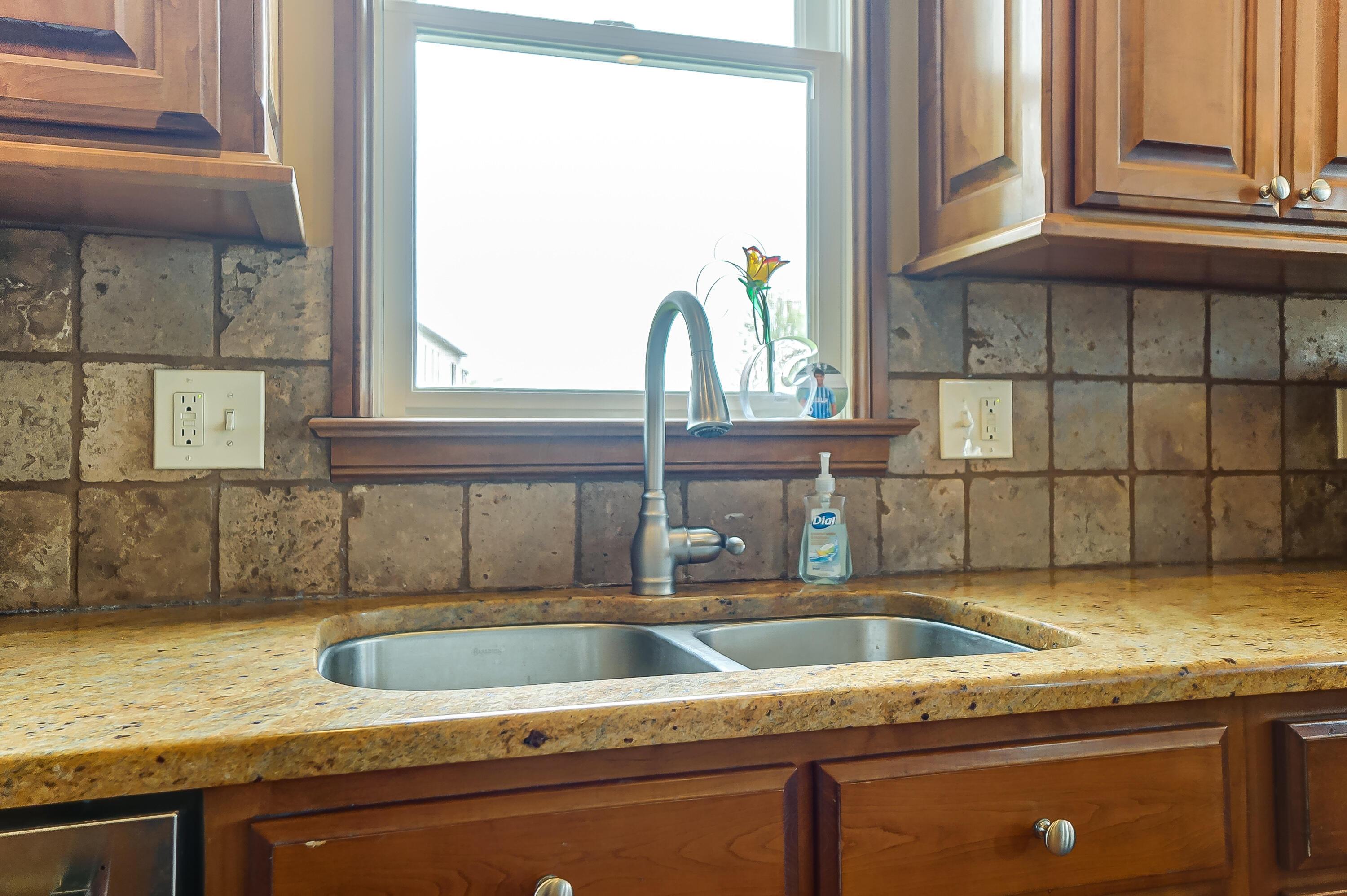 5292 Summer Ridge Lane Galena, OH 43021 - Photo 18 of 46 Detailed Finishes