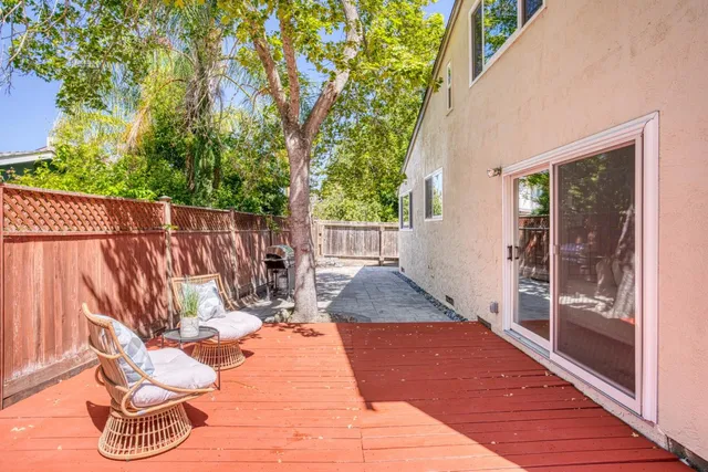 a view of outdoor space yard and patio