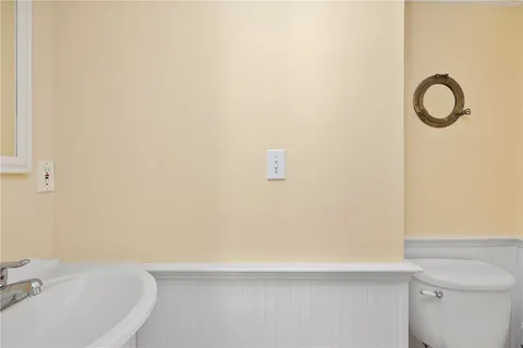 $34,000 | 28 Extension Street, Newport, RI 02840