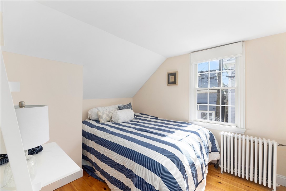 28 Extension Street Newport, RI 02840 - Photo 23 of 34