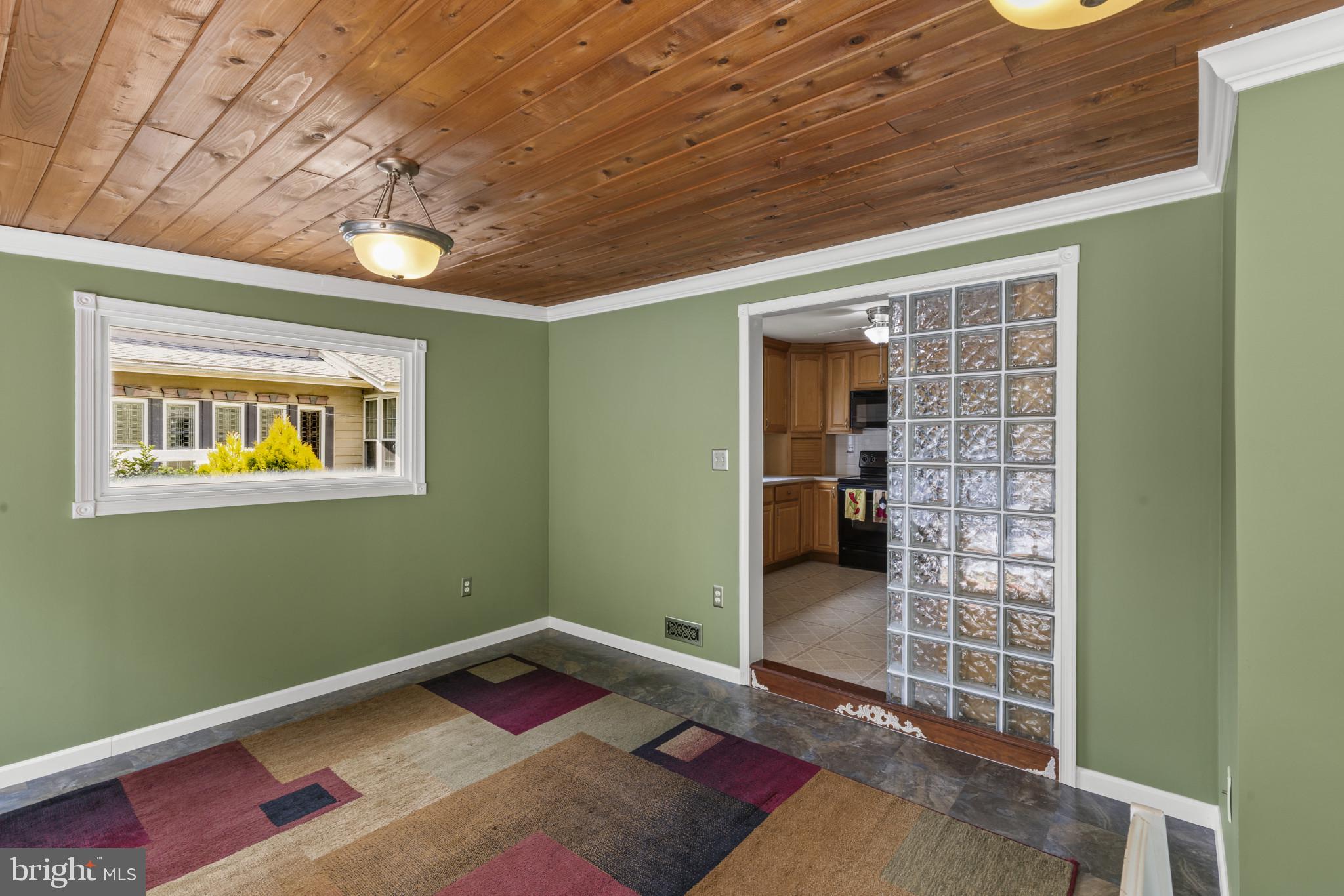 245 Carvel Road Pasadena, MD 21122 - Photo 11 of 26 Gallery Image 11
