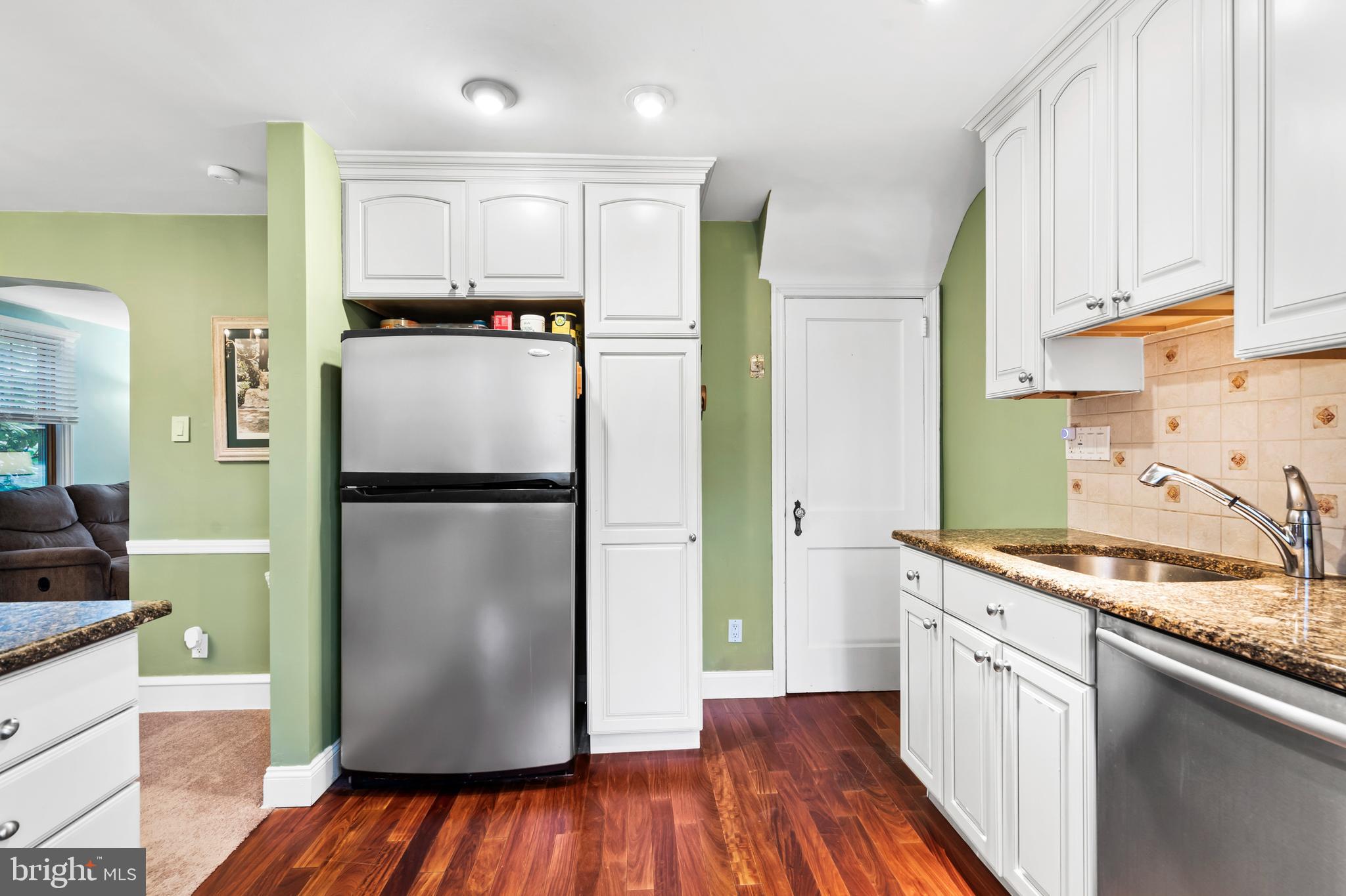 230 Ridgewood Road Springfield, PA 19064 - Photo 8 of 25