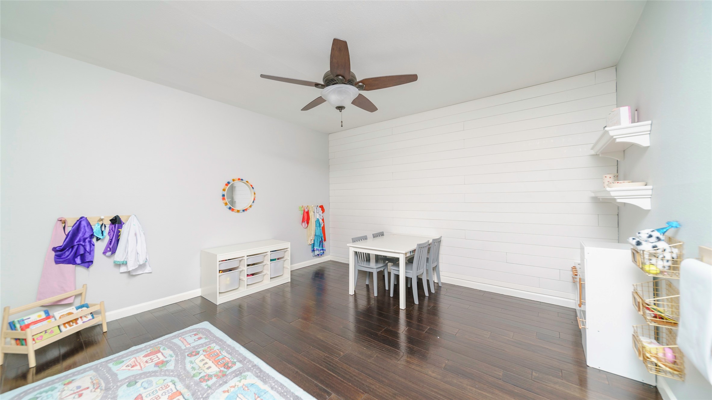 1506 Wavecrest Lane Houston, TX 77062 - Photo 14 of 28