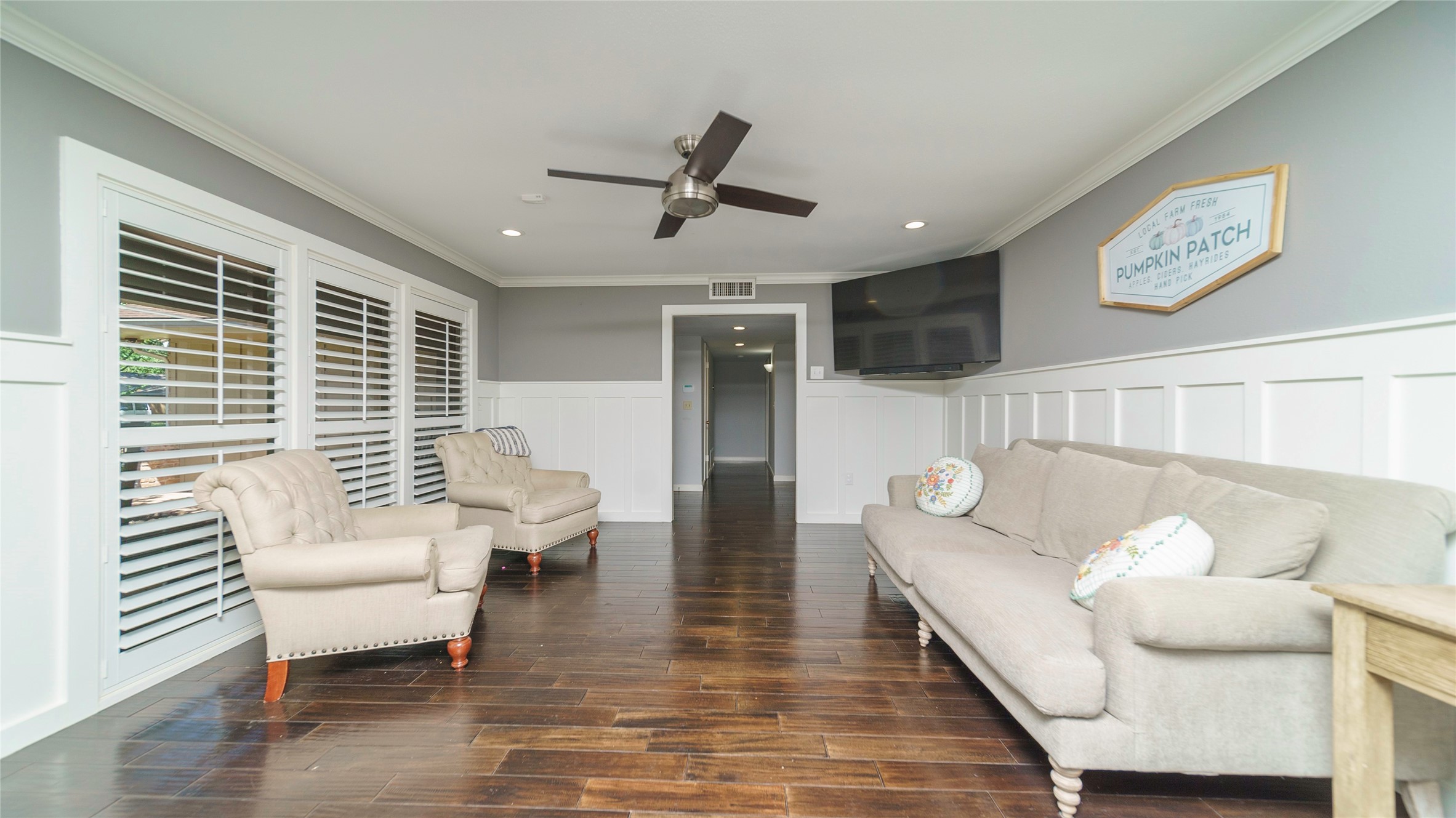 1506 Wavecrest Lane Houston, TX 77062 - Photo 5 of 28